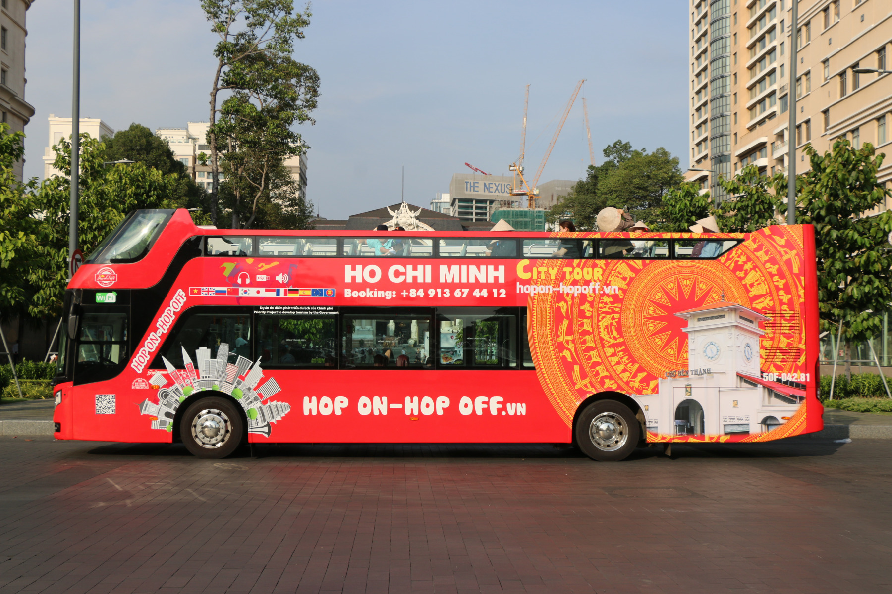 1 ROUND HO CHI MINH CITY PANORAMIC BUS TOUR - Image 17