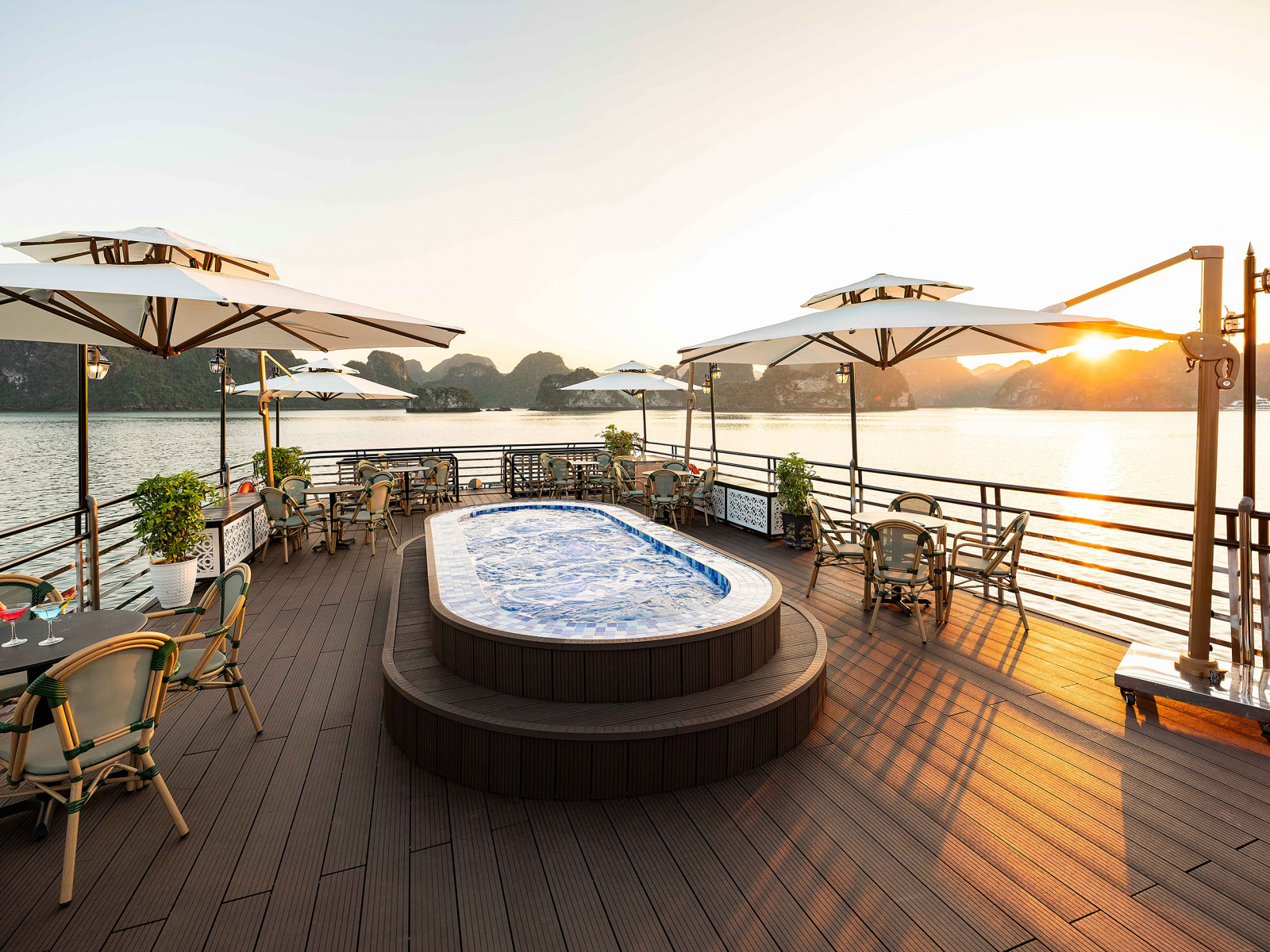 COZY BAY CRUISE 5*- HALONG BAY - 1 DAY - JOIN GROUP TOUR - Image 20