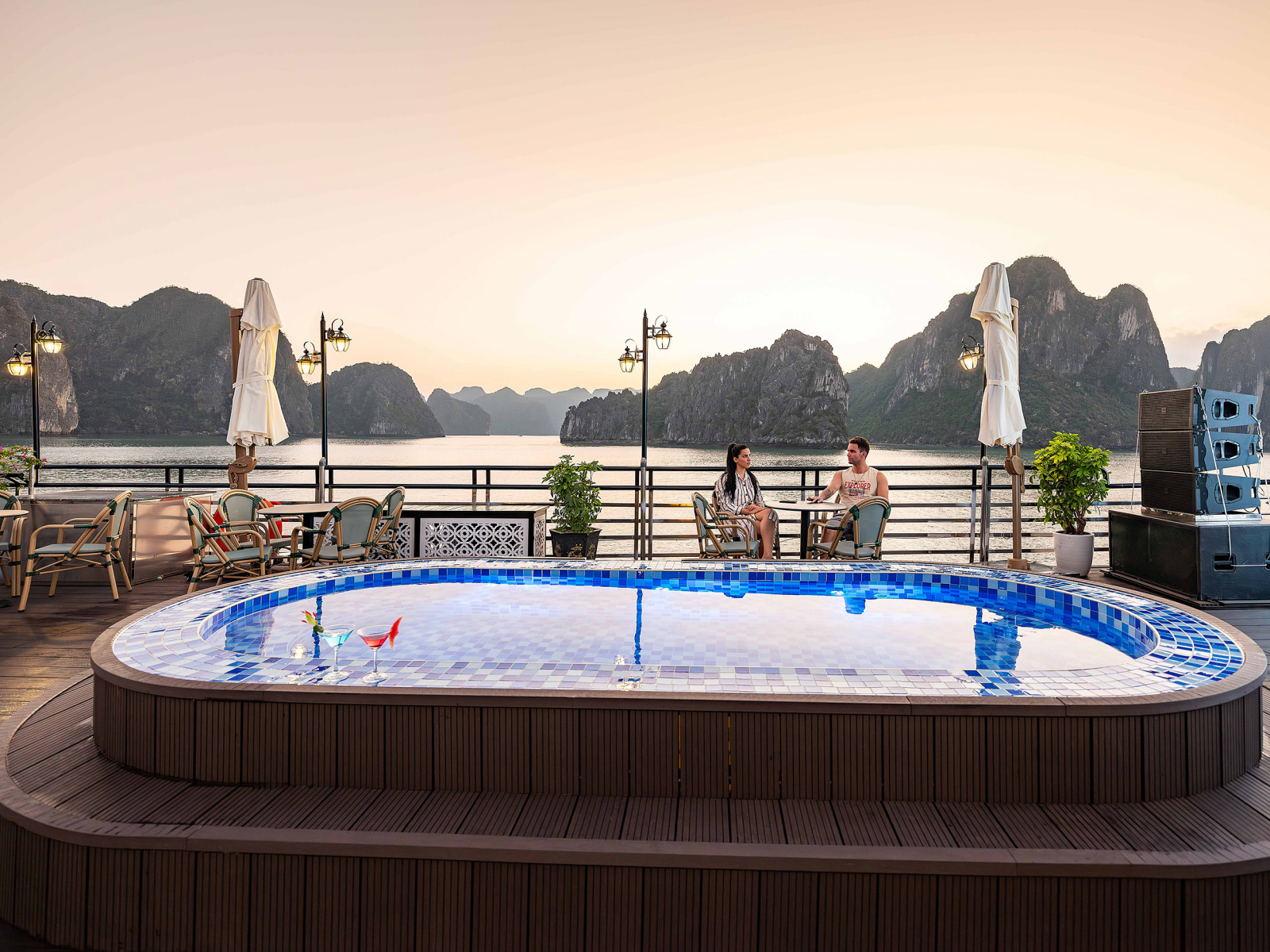 COZY BAY CRUISE 5*- HALONG BAY - 1 DAY - JOIN GROUP TOUR - Image 24